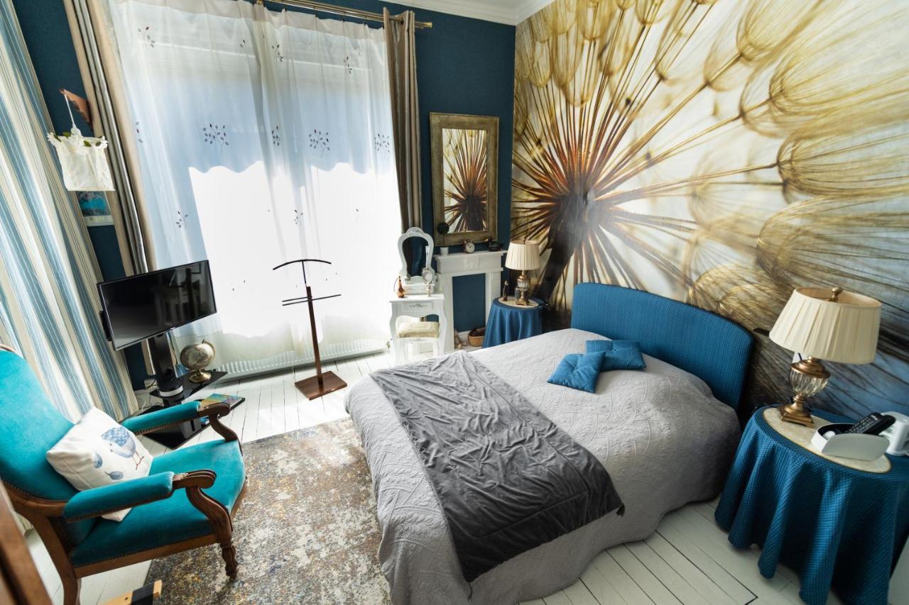 Chambre Bounty, B&B, Cuisine Privee, Lit Queen Size, Terrasse, Parking, Garage Olliergues Ngoại thất bức ảnh