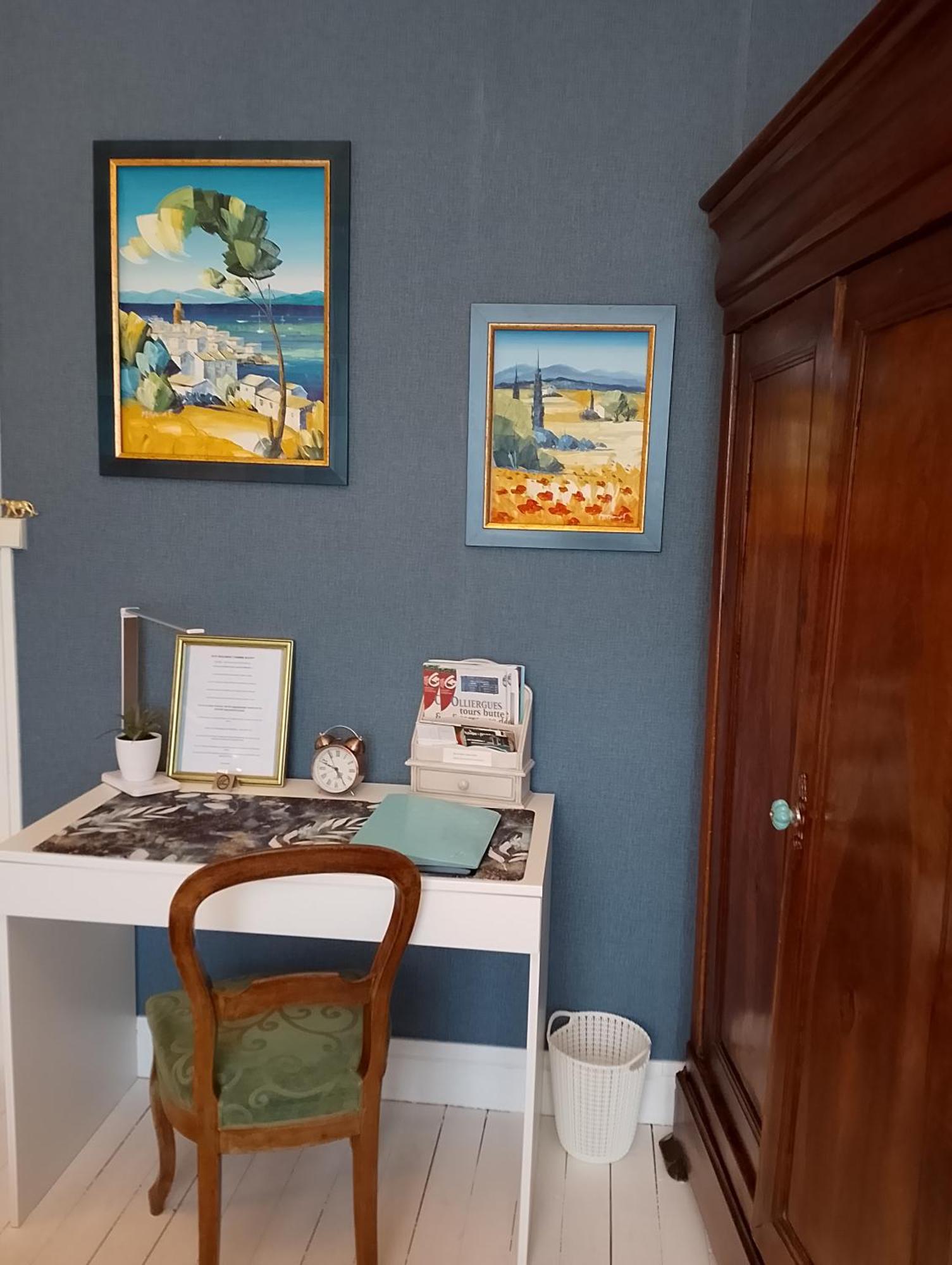 Chambre Bounty, B&B, Cuisine Privee, Lit Queen Size, Terrasse, Parking, Garage Olliergues Ngoại thất bức ảnh