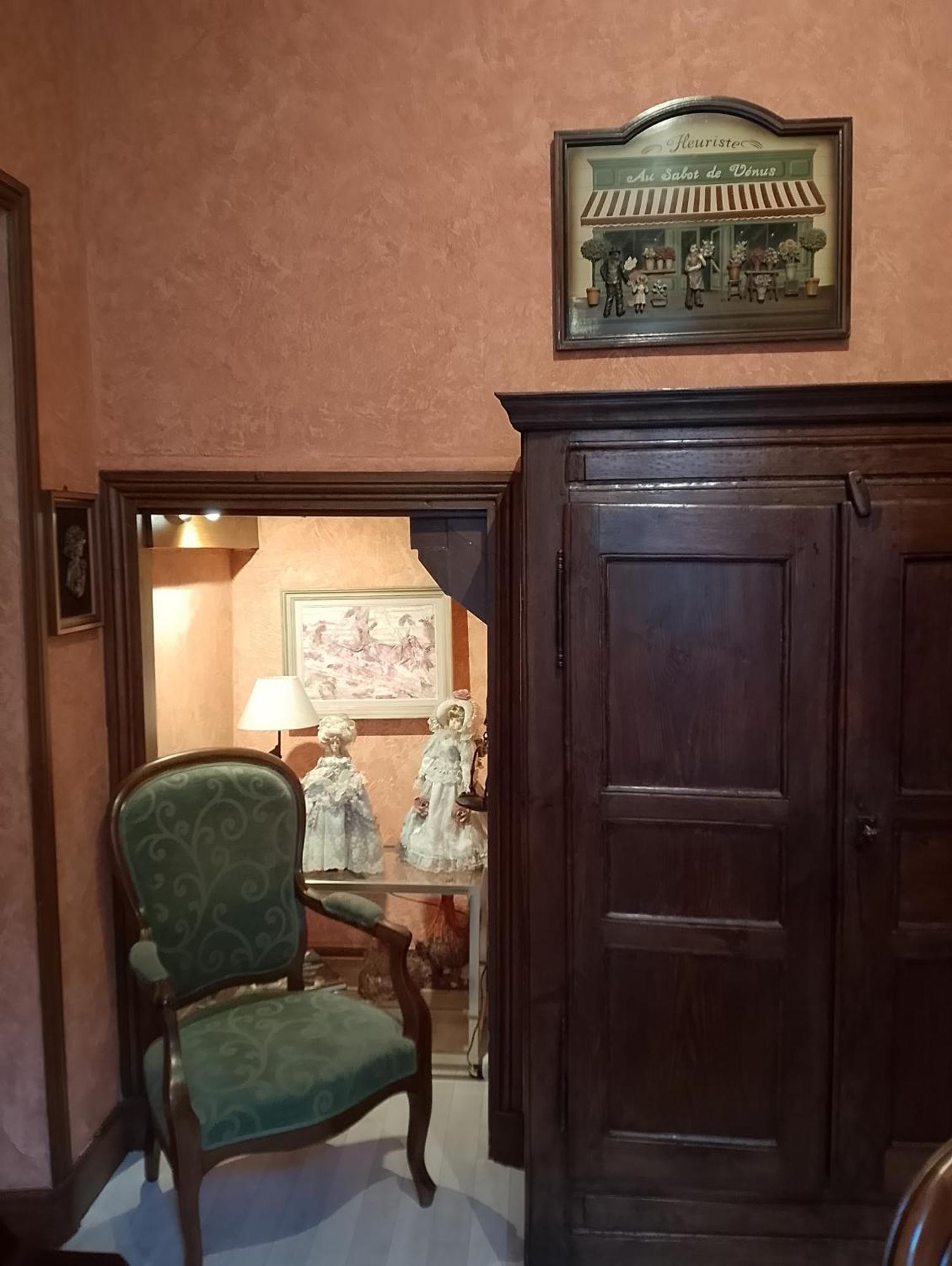 Chambre Bounty, B&B, Cuisine Privee, Lit Queen Size, Terrasse, Parking, Garage Olliergues Ngoại thất bức ảnh